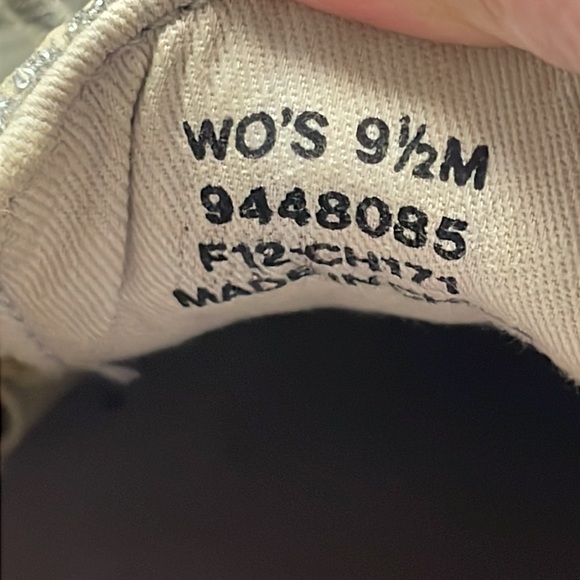 🎉HP🎉Sperry Top-Sider Silver Glitter Loafers/ Boat Shoes - Picture 8 of 10